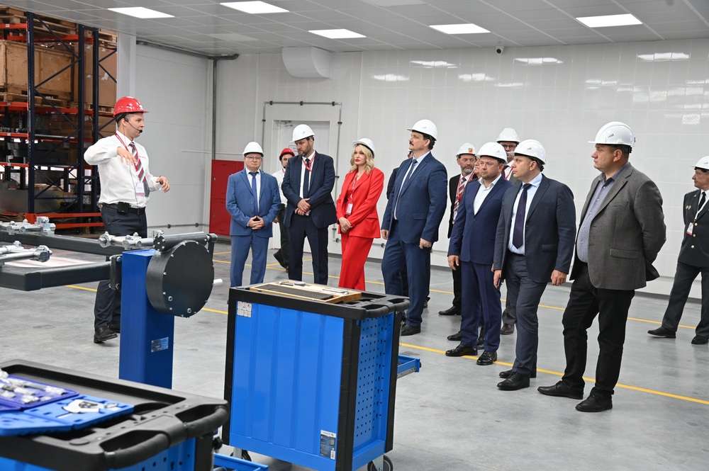 Ремонтная зона дилерского центра